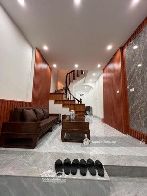 siêu phẩm nhà phố kim đồng - giáp bát - 10m ra oto chạy - ngõ cực rộng thoáng - 8.8 tỷ