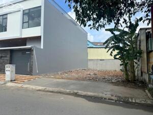 Tôi cần bán nền đất ngay cầu Vĩnh Bình (6x20,5) 123m full thổ sổ sãn đường nhựa 10m hơn 5 tỷ