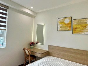 gia đình cần cho thuê căn hộ eco lake view 32 đại từ dt 80m2 (2pn2vs) full nội thất giá 10tr lh