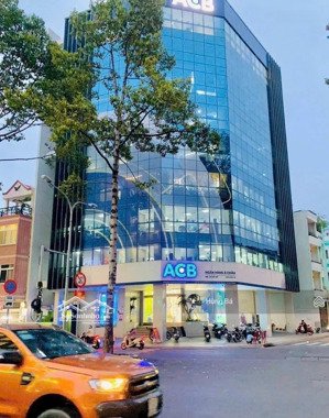 siêu phẩm tòa chdv hầm 10 tầng mt nguyễn văn quá ! dt: 30 x 37m - hđt: 500tr/th. giá: 90 tỷ