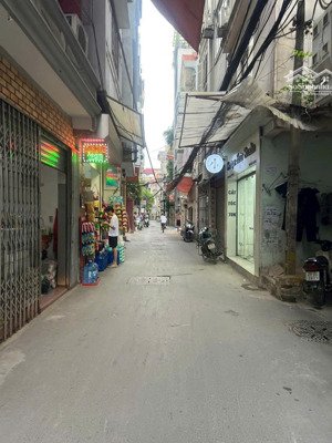 bán gấp nhà lô góc ngõ 445 nguyễn khang, cầu giấy, dt 88m2. lh: 