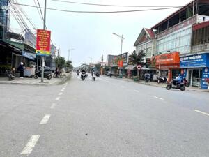 Bán lô đất cổng làng Cá Chép, Vĩnh Khê 65m giá chỉ 2,7x tỷ LH 0979087664