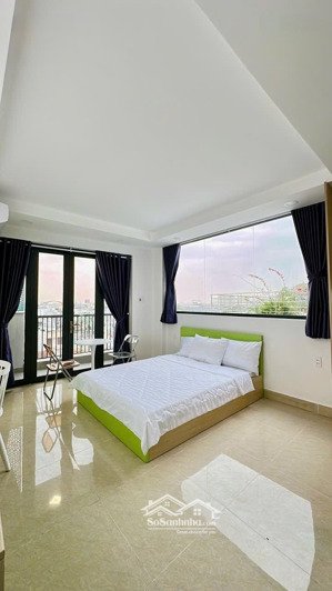 cho thuê phòng 35m2 ban công đón nắng full nội thất ngay xô viết nghệ tĩnh, gần ngã tư hàng xanh