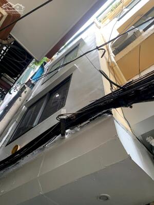 Bán nhà riêng phố Bạch Đằng, Diện tích 24m2, giá bán 5,8 tỷ