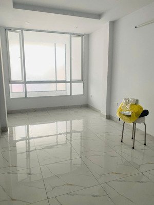 cho thuê nhà mặt tiền đường nguyễn đình chính, p.15, quận phú nhuận