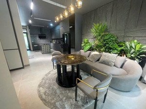 mới ra - vinhome thăng long - 180m2 - 25 tỷ - lh 