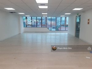 tòa văn phòng vip cầu giấy-doanh thu 1,8 tỷ/năm, 2 mặt thoáng, mặt tiền rộng 10m, 10 tầng thang máy