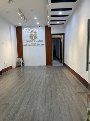 cho thuê tầng 1 nhà riêng diện tích 65m2