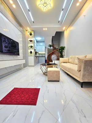 bán nhà riêng trung tâm định công thượng, giá 8,7 tỷ, ngõ thông kinh doanh, ô tô đỗ cửa, 36m2*5t