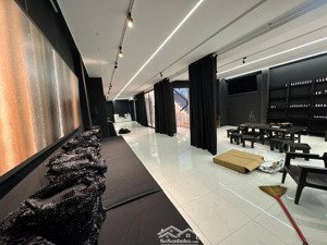 cho thuê nhà mới khu sân bay đường lam sơn, phường 02, quận tân bình.