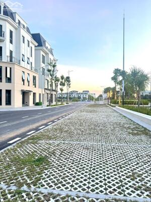 BÁN NHÀ PHỐ 5 TẦNG ĐỐI DIỆN VINHOMES SỔ SẴN, NHẬN NHÀ NGAY CHỈ VỚI 1,7 TỶ