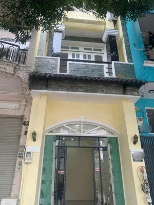 cho thuê nguyên căn mặt tiền phù hợp vừa ở, làm văn phòng, kinh doanh ngay nguyễn văn lượng, gò vấp