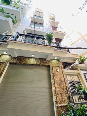 bán nhà đẹp trung tâm tây hồ, 70m2 x 6t x mt 4.5m, ngõ thông, 8pn, nội thất nhập khẩu, 14.5 tỷ