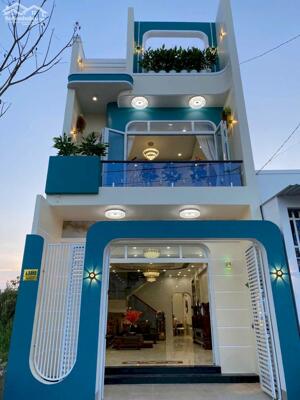 NHÀ MỚI HOÀN THIỆN NHÀ 1 TRỆT 1 LẦU,PHƯỜNG TRƯỜNG AN, VĨNH LONG