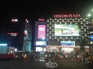 biệt thự hiệp phú gần vincom lê văn việt, 320m2, 3 lầu giá chỉ 18 tỷ