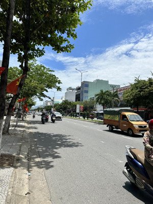 chính chủ bán nhà đường nguyễn hữu thọ đoạn đẹp nhất đường, dt 125m2 ngang 5m