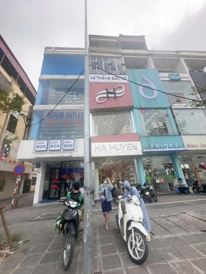 cực hiếm! cho thuê cửa hàng kinh doanh mặt phố thái hà- dt 210m- mt 5m- nhận diện thương