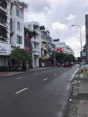 chủ nhà bán gấp căn góc 2 mặt tiền nguyễn đình chiểu, quận 3