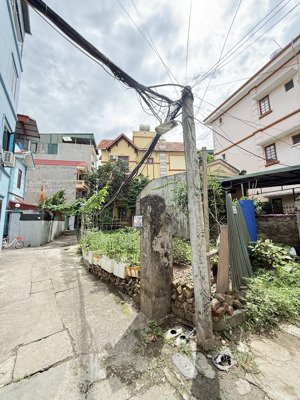 cần bán mảnh đất lạc thị, dt 40m, đường ô tô tránh