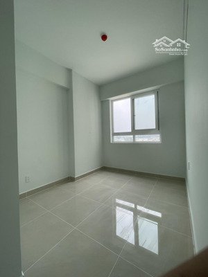 cho thuê chung cư topaz home 2 sau suối tiên gần trạm metro giá rẻ