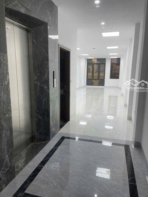 nhà tôi cho thuê nhà, 90m2- 4t, 27 triệu, phố chùa láng, nhà mới, lô góc; nhà hàng, kinh doanh, vp