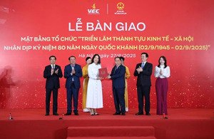 bán shophouse vinhomes cổ loa 5 tầng kinh doanh đỉnh giá 18,5 tỷ