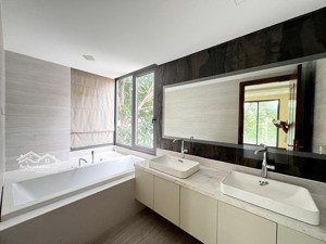 bán biệt thự quận 2 trong khu riviera giang văn minh , giá 119 tỷ , căn góc diện tích 287 m2