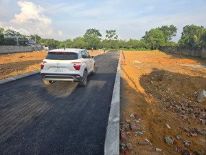 cần tiền bán gấp mảnh đất rẻ nhất hòa lạc chính chủ gần đại học quốc gia fpt