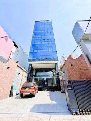 cho thuê tòa nhà mặt tiền nguyễn thị thập, quận 7 9x36m, 6 lầu, hầm, full tiện ích 400 triệu/tháng