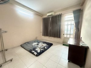 bán gấp chia tài sản, bạch đằng, bình thạnh, 82m, cấp 4,20m tới mt đường, giá tốt, 7ty