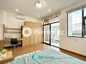 căn hộ cao cấp rộng rãi full nội thất