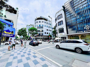 tòa nhà mặt tiền lý tự trọng, bến thành, ngang 11.5m, 5 tầng vị trí đẹp, kinh doanh sầm uất