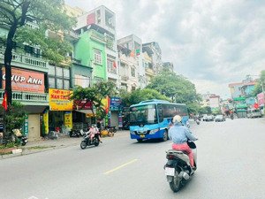 chính chủ bán nhà mặt phố phùng hưng, hà đông. 115m, 4 tầng, không lỗi phong thủy, giá đầu tư.