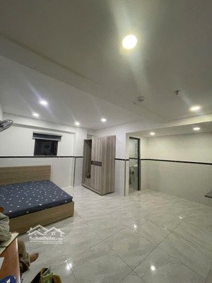 cho thuê căn hộ rộng 40m2 full nội thất, thoáng mát, rộng rãi, giá ưu đãi liên hệ 