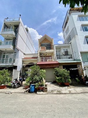 bán nhà đường 12m gần trường- vòng xoay an lạc - 4x20 ko qh lg - 2t 5pn chỉ hơn 5.5t - tiềm năng