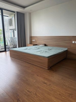 cho thuê căn hộ 4 phòng ngủ 154m2 the park home gần công viên cầu giấy 31 triệu/th