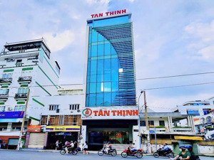 cho thuê tòa nhà mặt tiền hoàng việt, tân bình 8x20m 7 tầng + hầm, 200 triệu/tháng