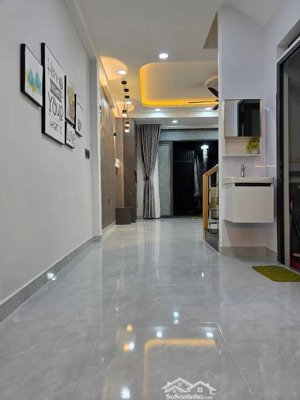 hot hòn họt! hẻm lê văn sỹ, p10, pn. dt: 4.7x9.7m, cn: 40.1m2, 2 tầng, chỉ 7.6 tỷ tl