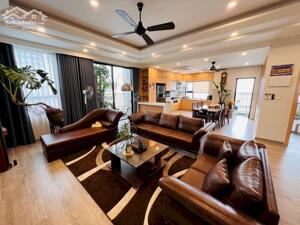 Chính chủ bán lại căn hộ Duplex sân vườn 268m2 Golden Westlake số 151 Thuỵ Khuê .LH 0888486262.
