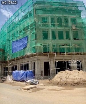 bán shophouse góc - góc vinhomes cổ loa, 30 tỷ, 121m2, 4pn, 4wc, 5 tầng, mặt tiền 28m