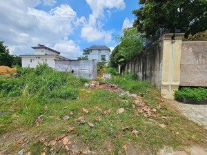cần ra gấp lô đất gần chợ đông thành (ngã 4 chiêu liêu) 72m2/1ty650 đường 7m có vỉa hè shr full thổ