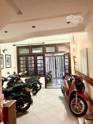 cho thuê nhà đường đặng dung, phường tân định, quận 1. gần khu chợ tân định