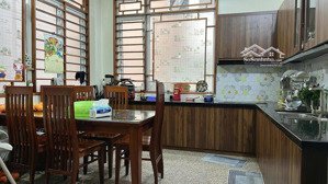 bán nhà đẹp dân xây, ngõ 189 nguyễn ngọc vũ, 35,5m2 x 5 tầng, gần phố, gần ô tô