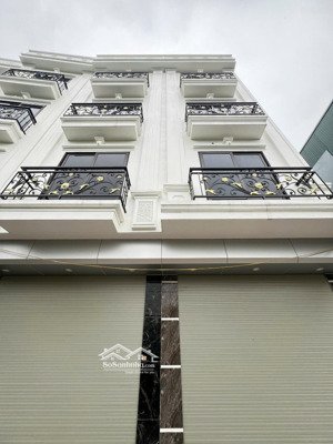 siêu phẩm ô tô đỗ ngay cửa - 100m ra quốc lộ 6 - diện tích: 39m2 - 4 tầng - xe bus chạy qua nhà