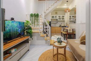 nhà 3 tầng, hẻm trần hưng đạo, trung tâm quận 1, 2pn 2wc, dtsd 50m2, giá 3,8 tỷ