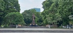 bán nhà phố lý nam đế 140m2 - 26 tỷ