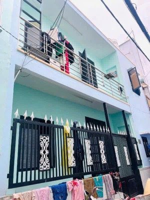 nhà chính chủ gủi cần bán gấp thuộc phường 10 gò vấp dt: 8,5 x 6m đúc 1 tấm giá 4ty200tr