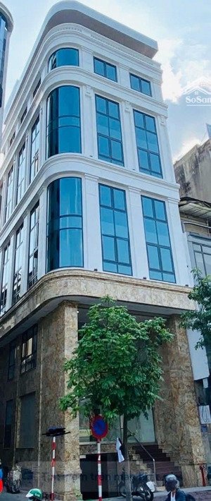 hoàng cầu,toà nhà văn phòng 7 tầng thang máy-dòng tiền 150tr/th-diện tích 82m+mặt tiền 5,5m*49tỷ
