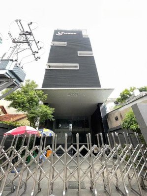 tòa nhà 8 tầng | mt trường chinh tb | 9x19m | cho thuê 100 triệu/tháng |