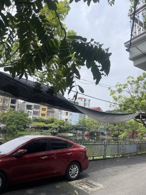 bán nhà cấp 4 - view hồ thoáng mát - sổ đỏ chính chủ 62m2 - phân lô ô tô - 12 tỷ thương lượng